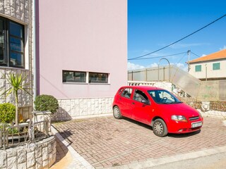 Apartment Okrug Gornji  18