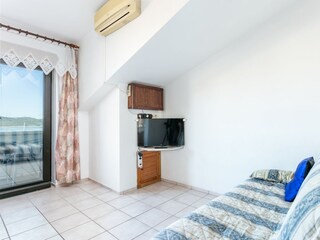 Apartment Okrug Gornji  19