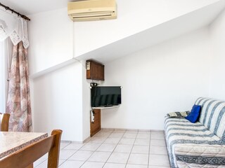 Apartment Okrug Gornji  20