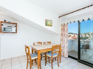 Apartment Okrug Gornji  23