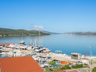 Apartment Okrug Gornji  32