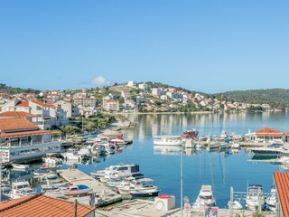 Apartment Okrug Gornji  33