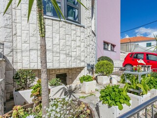 Apartment Okrug Gornji  15