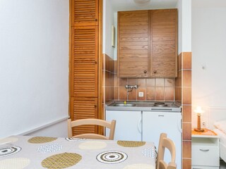 Apartment Okrug Gornji  22