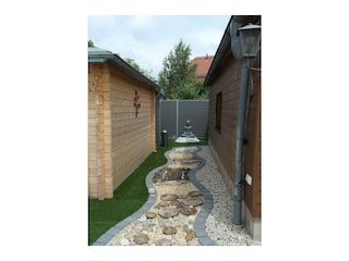 Wellnessbereich Barfußweg