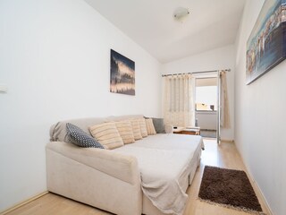 Apartment Povljana  9