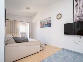 Apartment Povljana  10