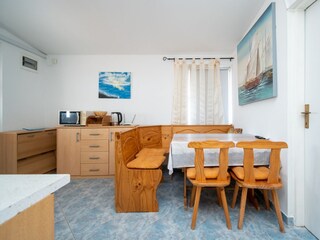 Apartment Povljana  13