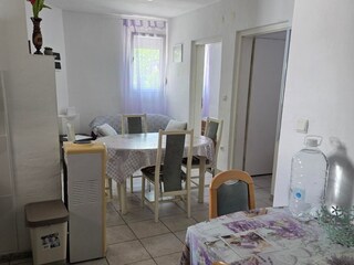 Apartment Povljana  16