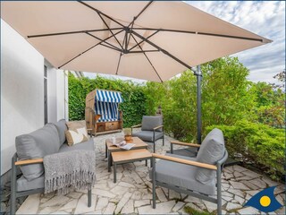 begrünte & eingezäunte Terrasse