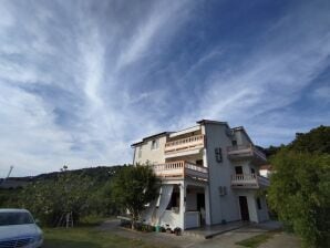 Apartment Two bedroom apartment with terrace Palit, Rab A-23623-a