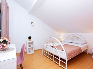 Apartment Zlarin  22