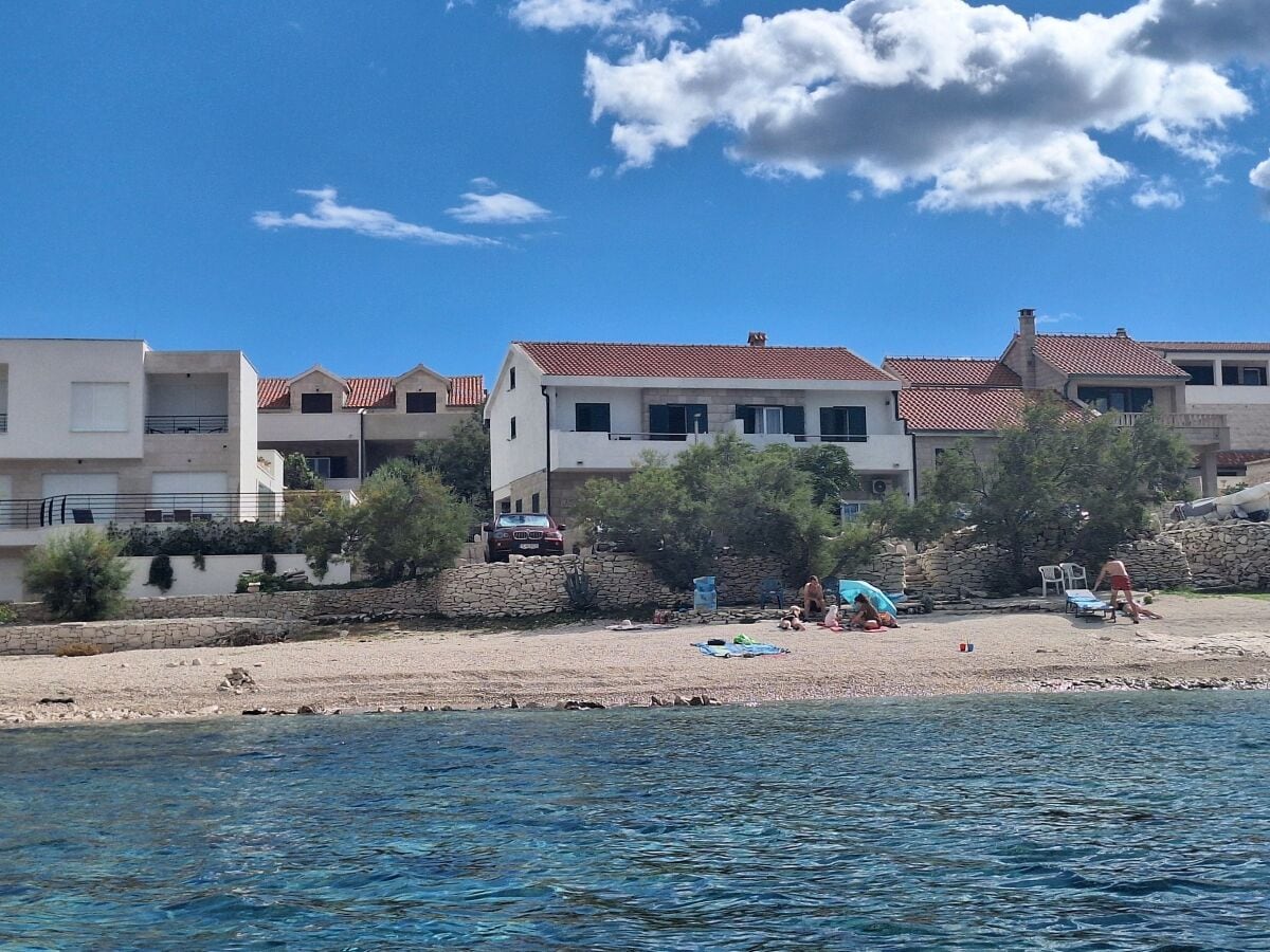 Apartment Povlja 2