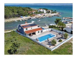 Holiday house Povljana  1