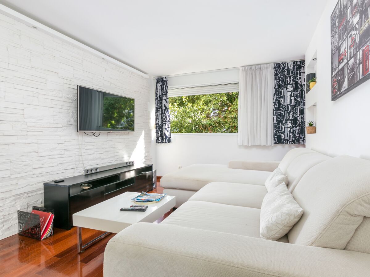 Apartment One bedroom apartment with air-conditioning Split A-24912-a - Outdoor photo 17