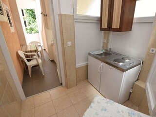 Apartment Metajna  13