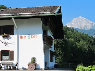 Im Hintergrund der Watzmann