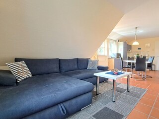 Wohn- und Essbereich mit offener Küche