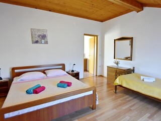 Apartment Basanija  13