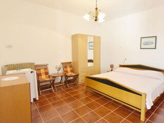 Holiday room Basanija  9