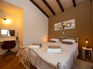 Holiday house Brodarica  21