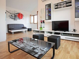 Apartment Vrboska  13