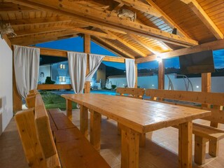 Zu den örtlichen Annehmlichkeiten zählen ein Geschäft i