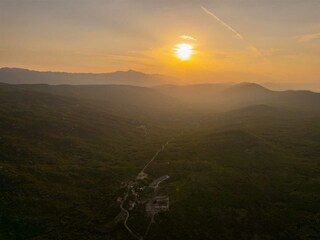 Casa Natura mit 36m2 Pool, Spielplatz und tollem Außenb