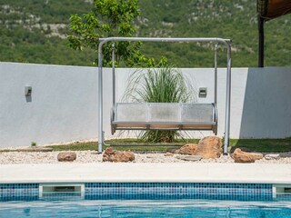 Genießen Sie ein Buch in einer ruhigen Umgebung, in der