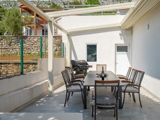 gas grill, is ideal for al fresco feasts under the star