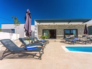 Villa Casa Mia Luxus-Retreat mit beheiztem Pool