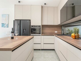 Spacious and modern kitchen.