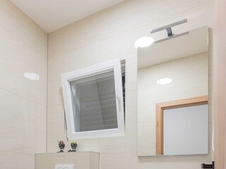 Eine kleine Gästetoilette im Erdgeschoss