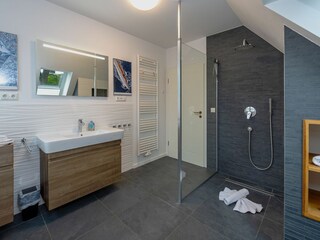 Badezimmer - Obergeschoss