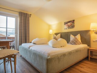 Schlafzimmer 2