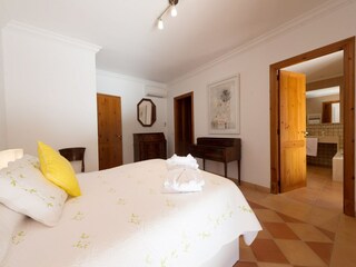 Villa Fornalutx Features 29