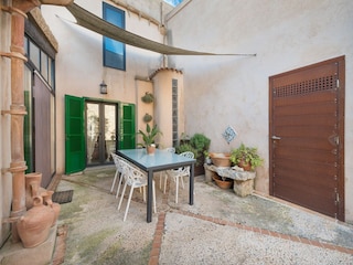 Villa Llubi Outdoor Recording 6