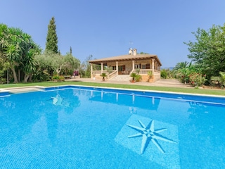 Villa Búger Outdoor Recording 17