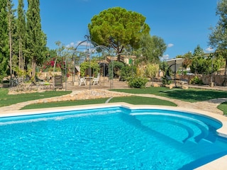 Villa Santa Maria del Camí Buitenaudio-opname 3