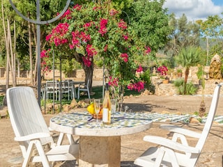 Villa Santa Maria del Camí Buitenaudio-opname 13