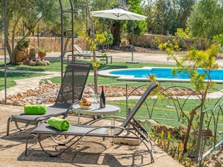 Villa Santa Maria del Camí Buitenaudio-opname 15