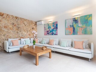 Villa Costitx Features 13