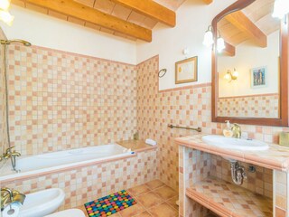 Villa Binissalem Features 34