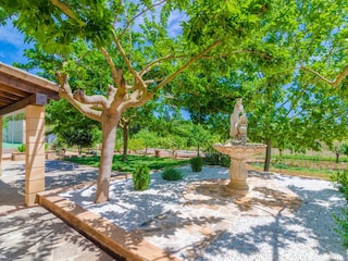 Villa Petra Outdoor Recording 10