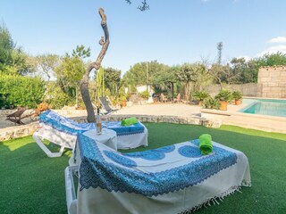 Villa Sineu Outdoor Recording 9