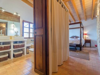 Villa Ses Covetes Features 16