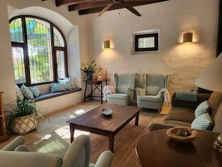 Villa Santa Maria del Camí Caratteristiche 29