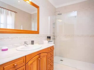 Villa Porreres Features 24