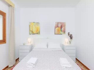 Holiday house S'Illot Features 24