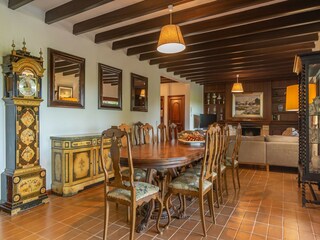 Villa Sant Jordi Caratteristiche 38